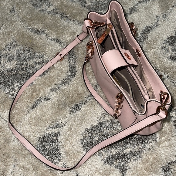 NWT Michael Kors Bubble Gum Pink with Rose Gold - Picture 6 of 9